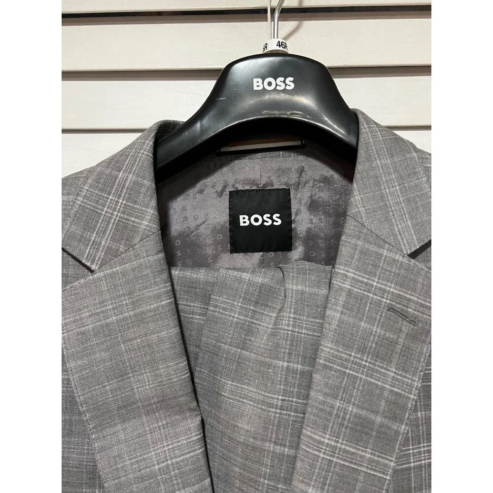 Hugo Boss‎ Italian Wool Gray 2-Piece Suit - NWT Size 46R MSRP $795